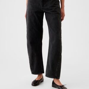 GAP High Rise Barrel Black Jeans